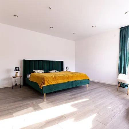 For 6 Modern Retreat Andernach